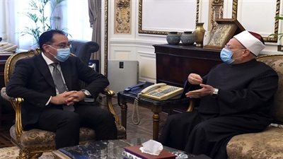 رئيس الوزراء يستعرض مع مفتي الجمهورية رؤية دار الإفتاء المستقبلية