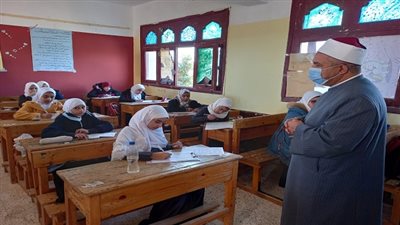 الهدوء يسود لجان امتحانات النقل الأزهرية في أول أيامها