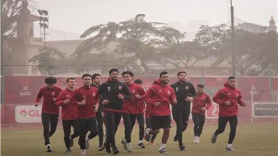 الأهلى يعلن خضوع 6 لاعبين لمسحة كورونا