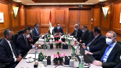 مدبولى: الرئيس السيسي وجه بتنفيذ مشروعات سياحية واستثمارية بالعلمين