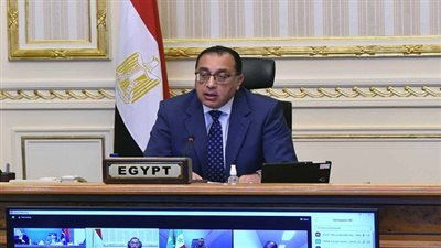 الرئيس يدعو لصياغة استراتيجية أفريقية واضحة للقضاء على التطرف 