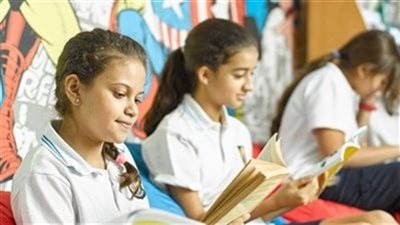 التعليم تستعد لتدريب 300 ألف معلم على مناهج رابعة ابتدائى