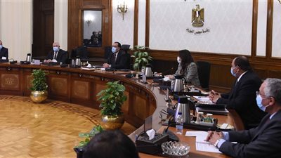 الحكومة: تنفيذ قرارات رفع الحد الأدنى للأجور وإقرار العلاوتين بالموازنة الجديدة