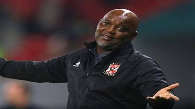 شوبير: الأهلى قدم عرضاً رسمياً لموسيمانى لتمديد تعاقده