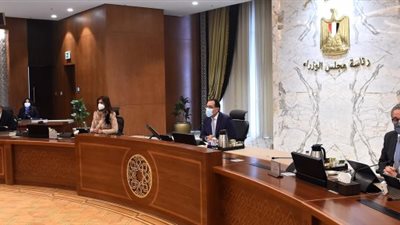 الوزراء: التعاقد على جرعات عقار 