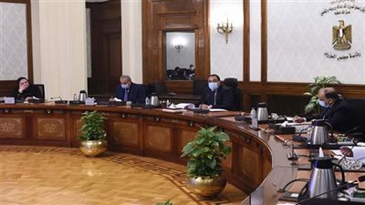 رئيس الوزراء يكلف بتشكيل مجموعة عمل تختص بحل مشكلات المستثمرين