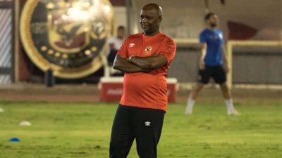 الجنوب أفريقي بيتسو موسيماني: مستمر وسأبقى مع الأهلي.. وهذه أول أهدافي في كأس العالم للأندية