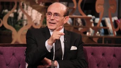 رسالة غير مباشرة لآل شيخ.. محمد صبحي: المال لا يرفع قيمة الجاهل