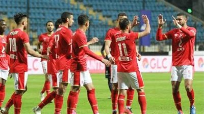 تشكيل الأهلي أمام الهلال بكأس العالم للأندية.. ومهمة خاصة لمحمد عبدالمنعم