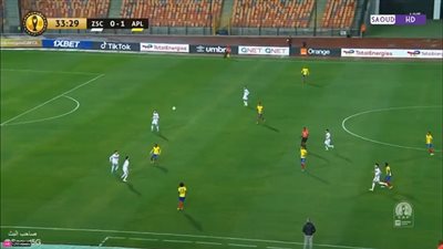 بترو أتلتيكو يسجل هدف التقدم فى مرمى الزمالك