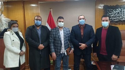 صحة السويس تستقبل فريق وزاري للمرور على المنشآت الطبية  