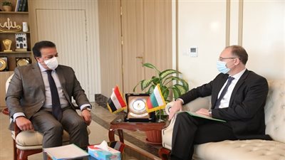 وزير التعليم العالي يبحث آليات التعاون العلمي والبحثي مع سفير بلغاريا بالقاهرة 