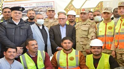 محافظ بورسعيد يتفقد مشروع الاسكان بمدينة بورسعيد الجديدة 