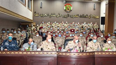 وزير الدفاع يشهد المرحلة الرئيسية لمشروع 