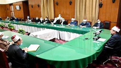 وزير الأوقاف خلال إطلاق 