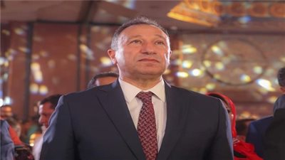 الأهلي يطلب تأجيل لقاء بيراميدز