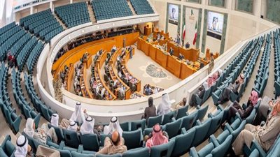 الكويت تطلب عقد جلسة 