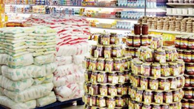 الحكومة: سنغرق الأسواق بكميات كبيرة من السلع لخفض الأسعار