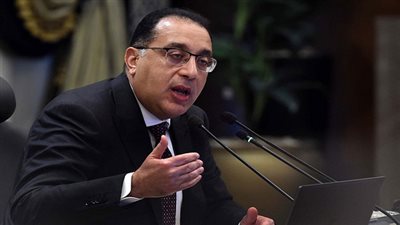 رئيس الوزراء يستعرض تقريرا حول افتتاح قصر ثقافة شبين الكوم