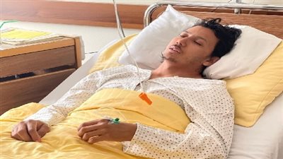 عمرو جمال يجري جراحة الرباط الصليبي بالنمسا