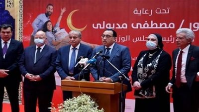 رئيس الوزراء يوجه بتحديد السلع الأساسية