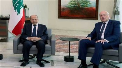 الرئيس اللبنانى يبحث مع رئيس الحكومة التطورات الأخيرة بالبلاد