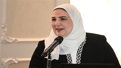 وزيرة التضامن: السيدات يحصلن على 14 مليار جنيه سنويا من 