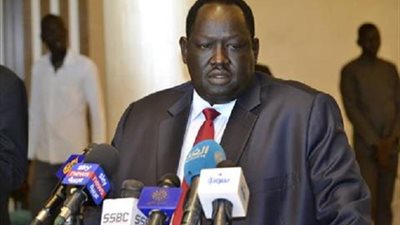 مستشار رئيس جنوب السودان يصل الخرطوم حاملا رسالة من سلفاكير للبرهان ودقلو