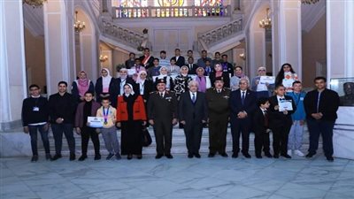 وزير التربية والتعليم والتعليم الفنى يكرم الفائزين بمسابقة ورشة العمل عن البيولوجيا التخليقية