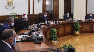 مدبولي يترأس اجتماع اللجنة العليا لمواجهة تأثير الأزمة العالمية 