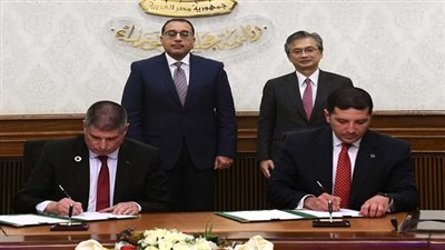 مدبولي يشهد توقيع مذكرة لإنشاء مصنع جديد لتصنيع مكونات السيارات