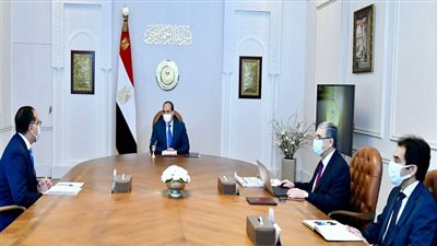 الرئيس يتابع مشروعات الكهرباء ويوجه بالتوسع فى تعزيز الطاقة المتجددة