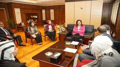  السعيد تستقبل ممثلى الجامعات المشاركين فى مبادرة شباب من أجل التنمية