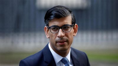 وزير مالية بريطانيا يطالب بإجراء تحقيق فى وضعه المالى