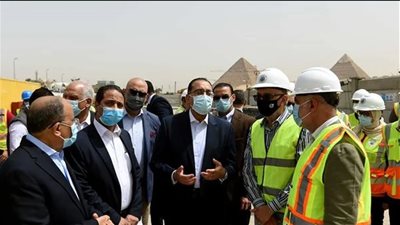 ‎رئيس الوزراء يتفقد محور الفريق كمال عامر بالجيزة