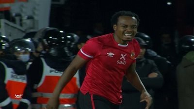 أبرزهم حول بيرسي تاو.. خطايا بيتسو موسيماني أمام الرجاء