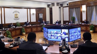 الحكومة: مد مظلة التأمين الصحى الشامل لعدد أكبر من غير القادرين