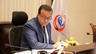 الصحة: تجهيز وافتتاح 17 مركزا للعلاج الطبيعي بخمس محافظات