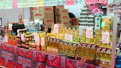 التموين: جميع السلع متوفرة وطرحها بالمجمعات الاستهلاكية