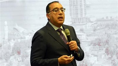 مدبولي يصدر قرارا باعتبار 33 قطعة 