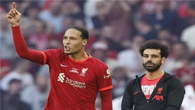 كلوب يعلن جاهزية محمد صلاح وفان دايك لنهائي دوري أبطال أوروبا