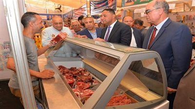 محافظ الدقهلية يفتتح معرض للسلع الغذائية باستاد المنصورة امتدادا لمعارض اهلا رمضان 