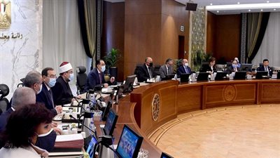 الحكومة توافق على إطلاق الإعارات والإجازات بدون أجر للعمل بالخارج