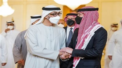 رئيس الإمارات يشكر المعزين فى شقيقه خليفة بن زايد