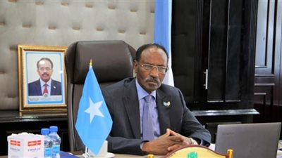 الصومال والاتحاد الأوروبي يبحثان أوجه التغيير الاقتصادى والإصلاح المالى