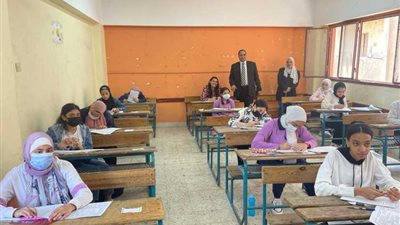 تعليم القاهرة تنفى صحة تداول امتحان الهندسة للشهادة الإعدادية