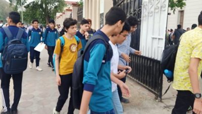 تداول أسئلة امتحانات الثانوى الفنى على جروبات الغش بعد بدء اللجنة