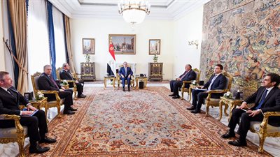 الرئيس السيسى للمفوض الأوروبى: موقفنا ثابت للوصول لاتفاق قانونى ملزم حول سد النهضة