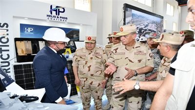 وزير الدفاع يشهد تنفيذ مشروع مراكز القيادة الإستراتيجي التعبوي للهيئة الهندسية للقوات المسلحة 