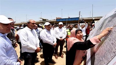 مدبولي يتابع تنفيذ مشروع كبارى شربين ضمن أعمال تطوير المزلقانات